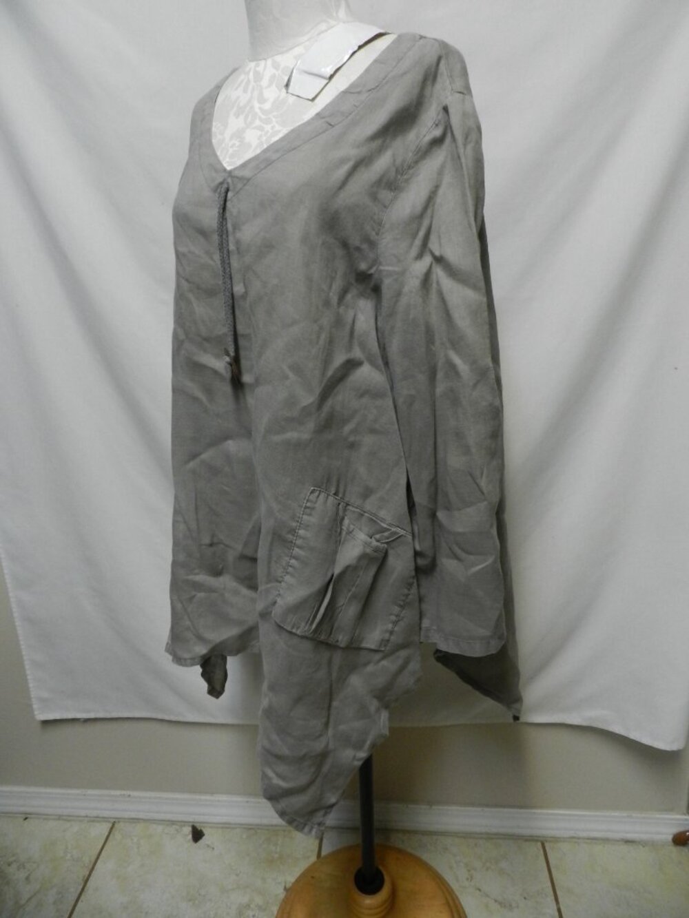 Catwalk Studio Lagenlook Ramie tunic top blouse gray Pockets Size Sz Medium Md M